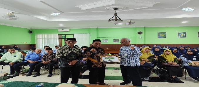 34 Karyawan Siap mengikuti Baitul Arqom Calon Karyawan Tetap 34 Karyawan Siap mengikuti Baitul Arqom Calon Karyawan Tetap